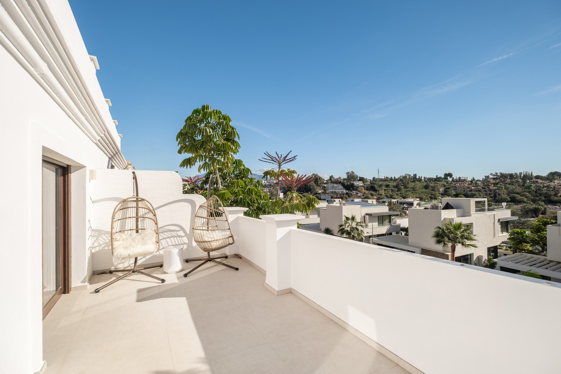 4 Bed, 4 Bath, HouseFor Sale, Estepona, Malaga