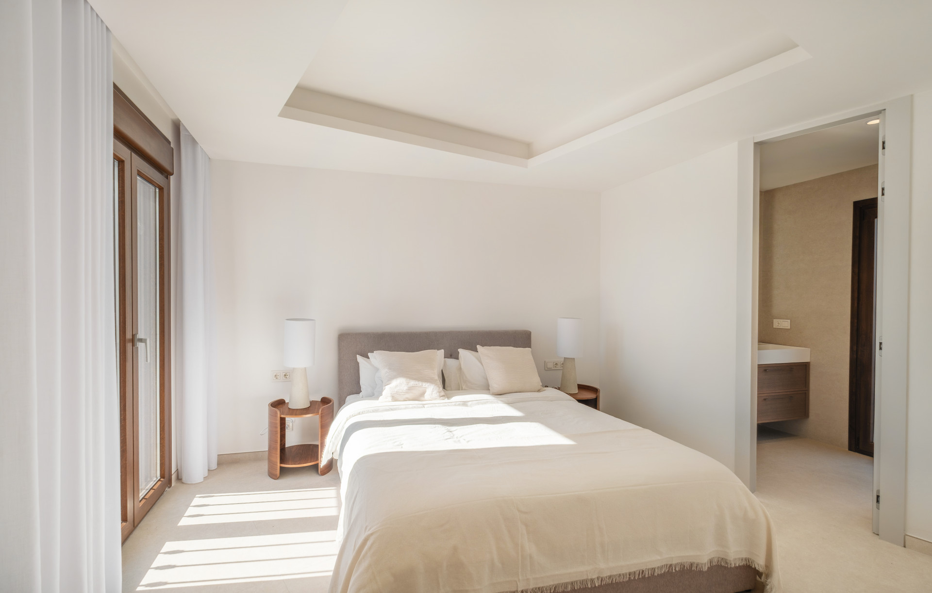 4 Bed, 4 Bath, HouseFor Sale, Estepona, Malaga