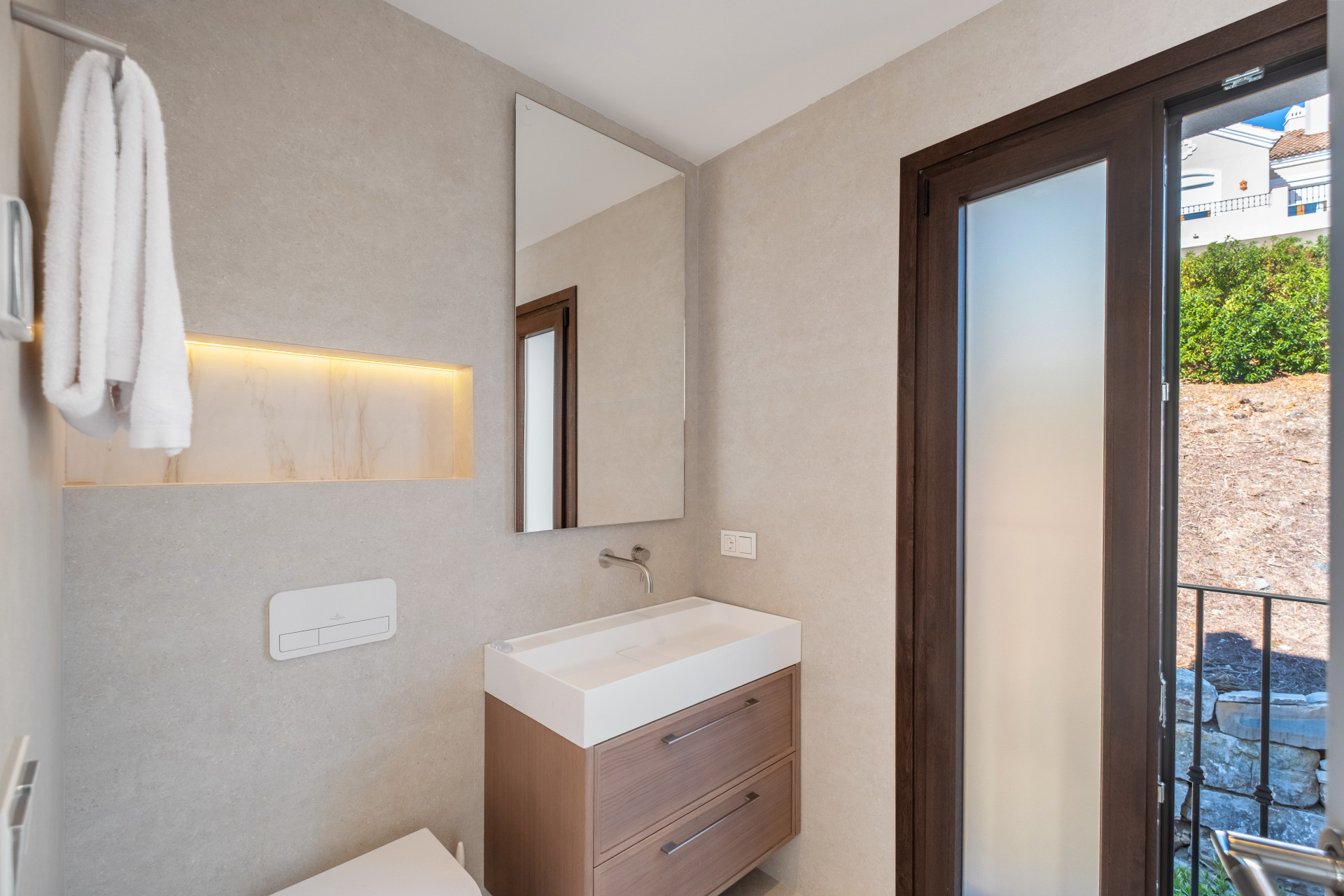 4 Bed, 4 Bath, HouseFor Sale, Estepona, Malaga