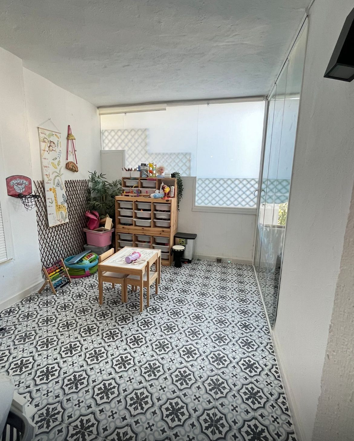 2 Bed, 1 Bath, ApartmentFor Sale, Marbella, Malaga
