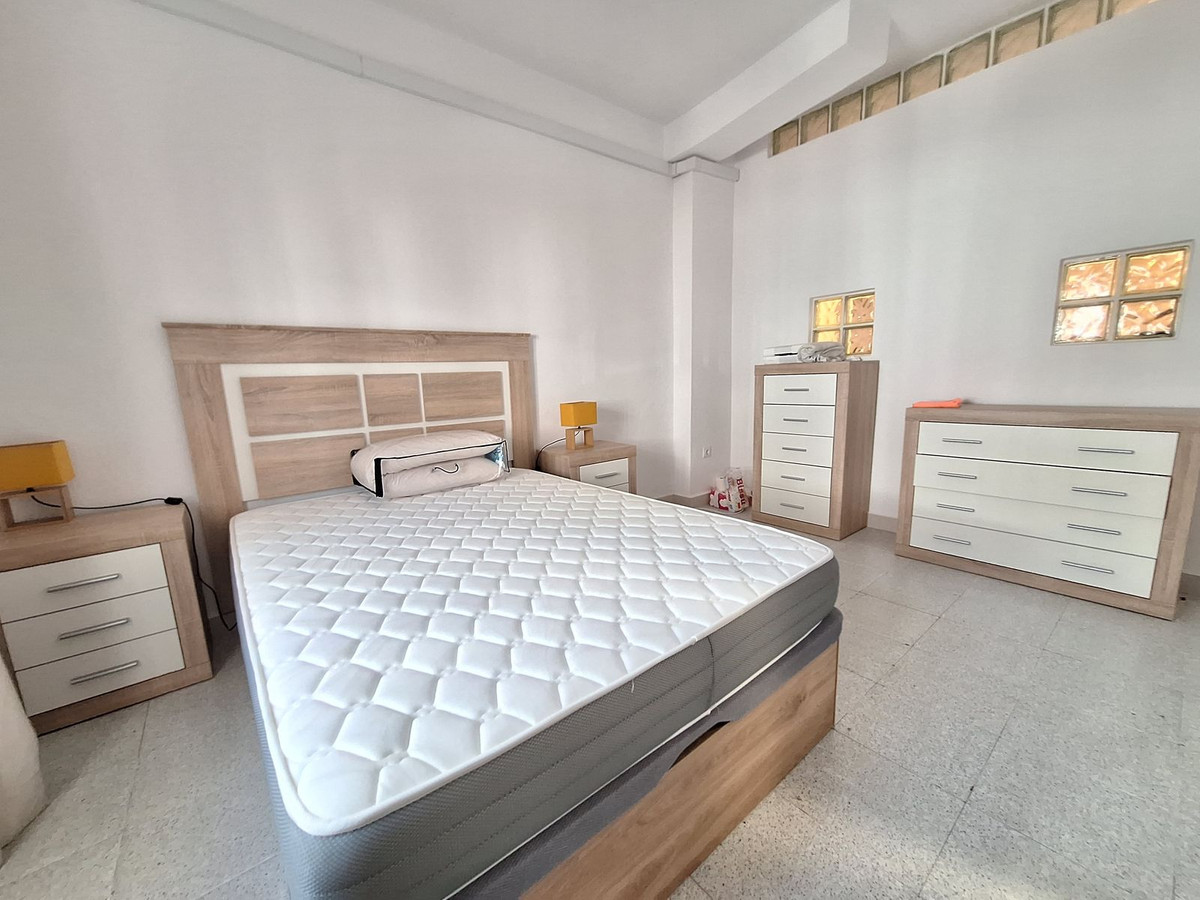 4 Bed, 2 Bath, HouseFor Sale, San Enrique, Cadiz