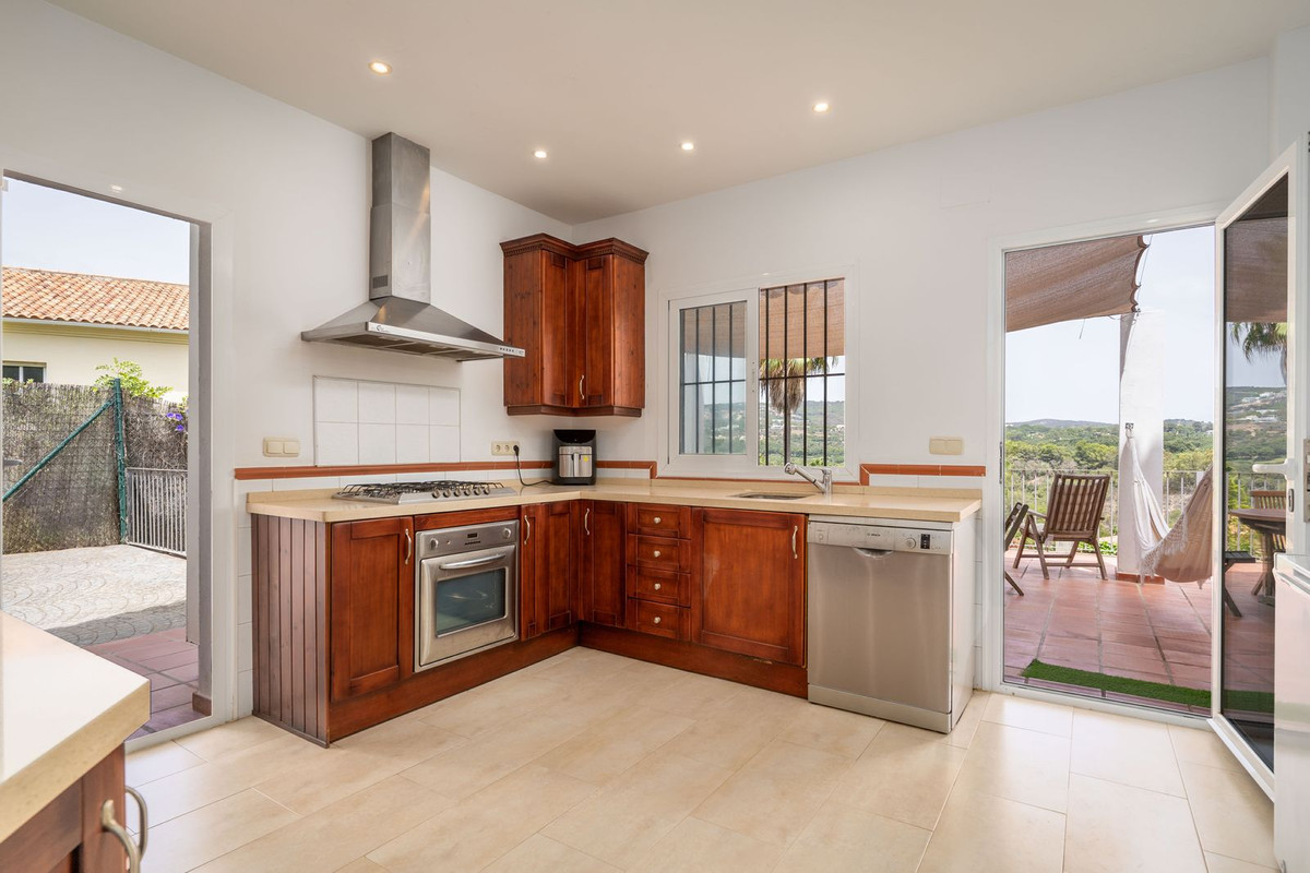 5 Bed, 5 Bath, HouseFor Sale, Sotogrande, Cadiz