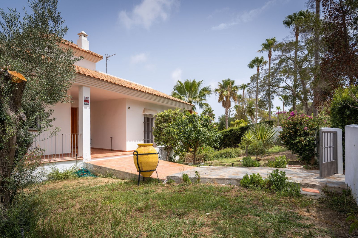 5 Bed, 5 Bath, HouseFor Sale, Sotogrande, Cadiz