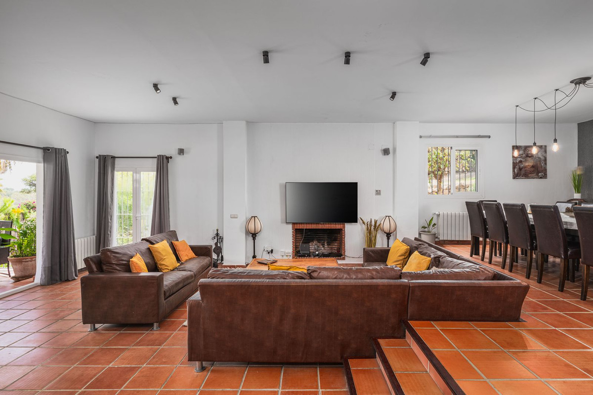 5 Bed, 5 Bath, HouseFor Sale, Sotogrande, Cadiz