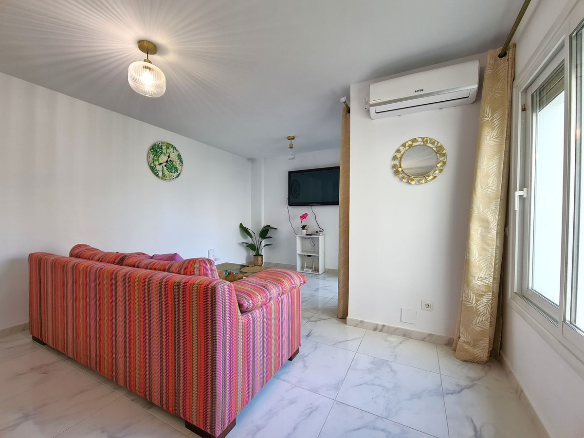 2 Bed, 1 Bath, ApartmentFor Sale, San Luis de Sabinillas, Malaga