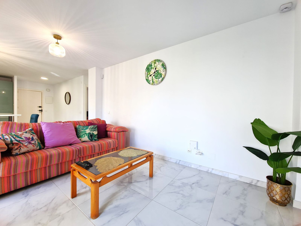 2 Bed, 1 Bath, ApartmentFor Sale, San Luis de Sabinillas, Malaga