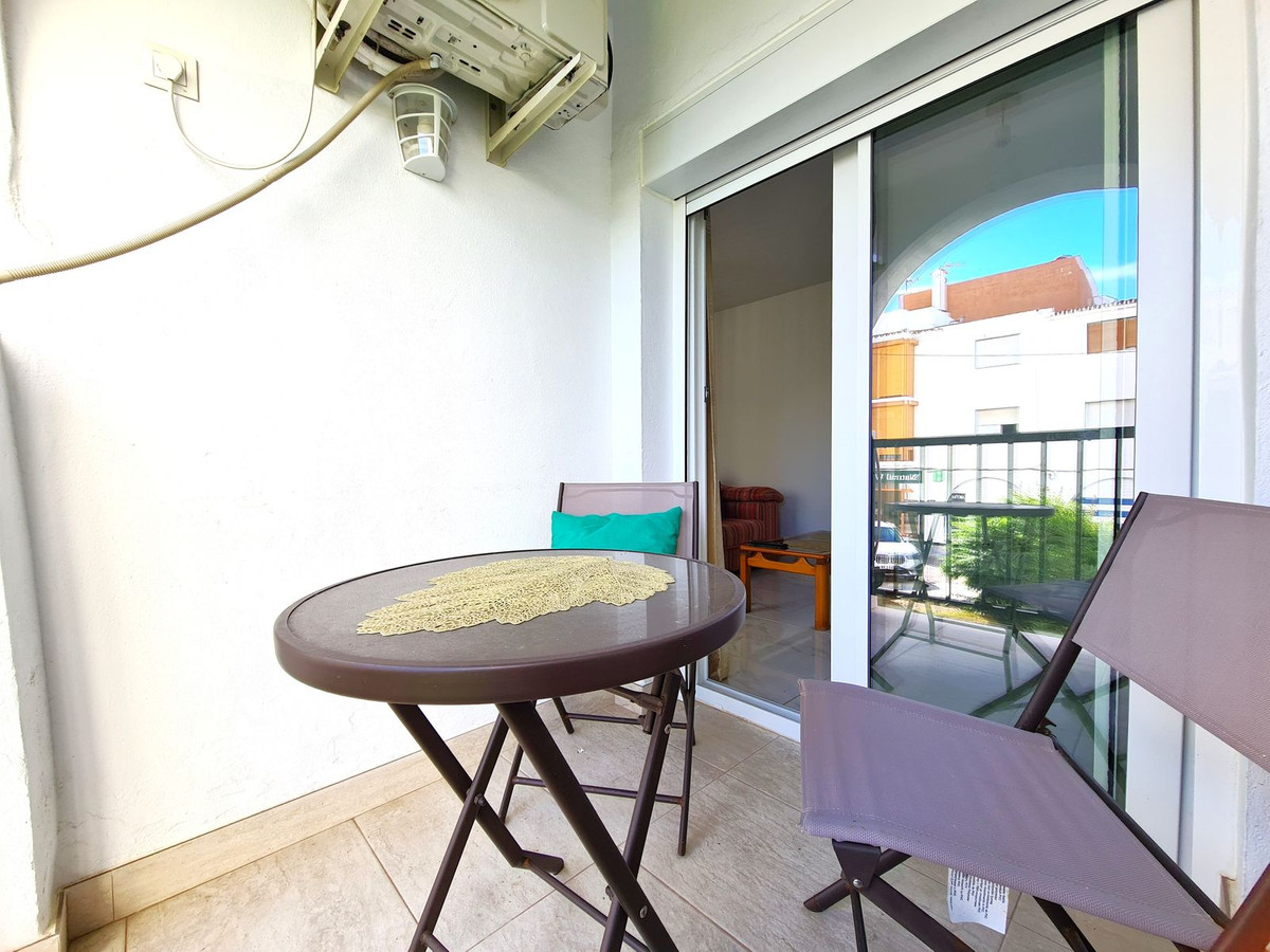 2 Bed, 1 Bath, ApartmentFor Sale, San Luis de Sabinillas, Malaga