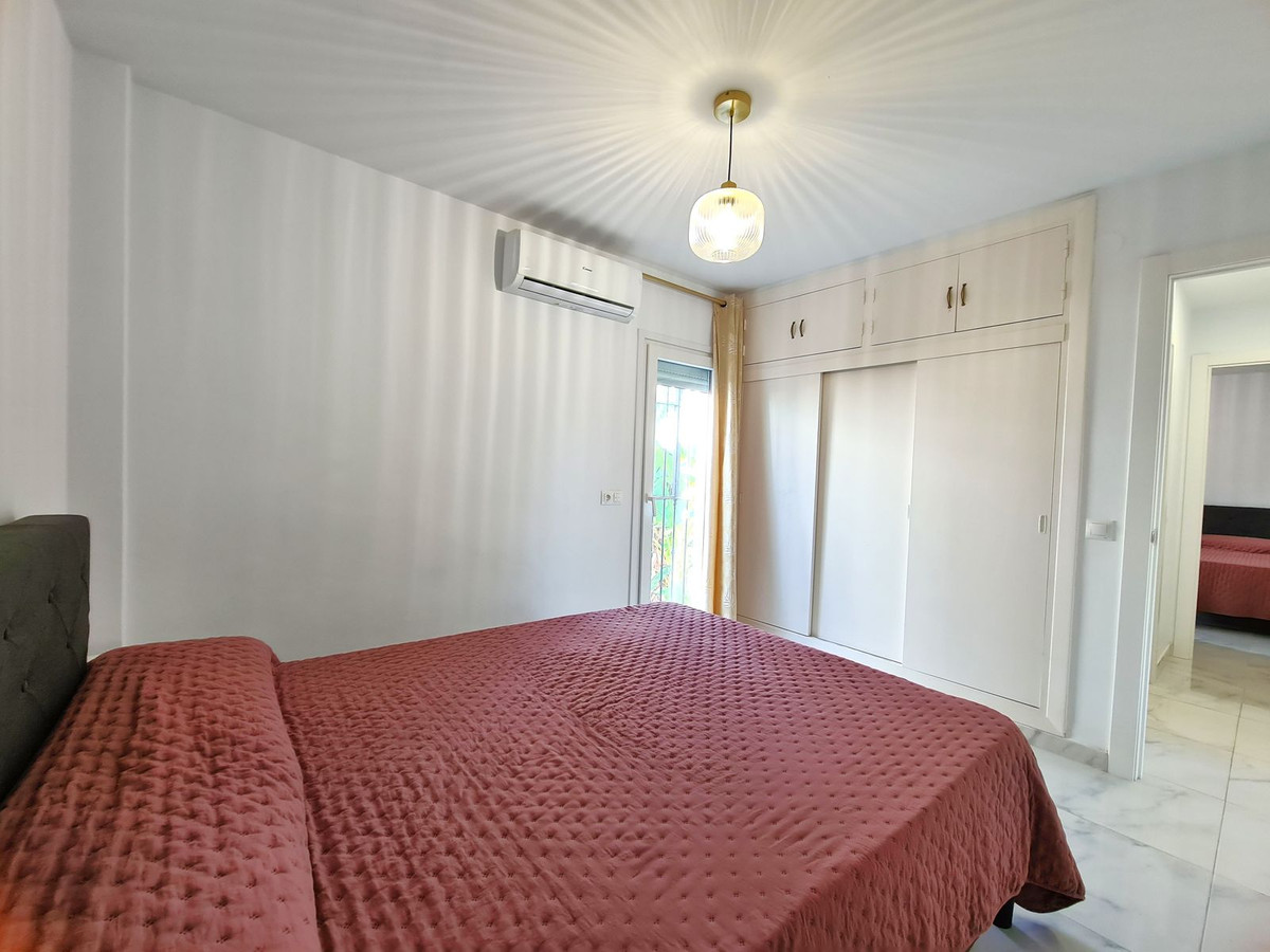 2 Bed, 1 Bath, ApartmentFor Sale, San Luis de Sabinillas, Malaga