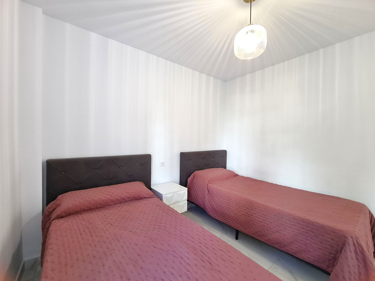 2 Bed, 1 Bath, ApartmentFor Sale, San Luis de Sabinillas, Malaga