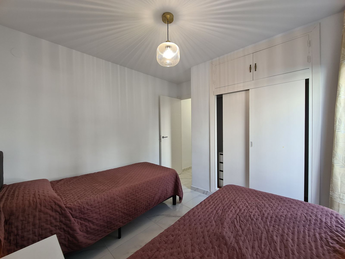 2 Bed, 1 Bath, ApartmentFor Sale, San Luis de Sabinillas, Malaga