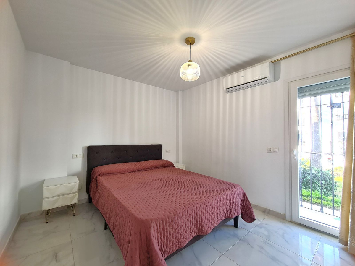 2 Bed, 1 Bath, ApartmentFor Sale, San Luis de Sabinillas, Malaga
