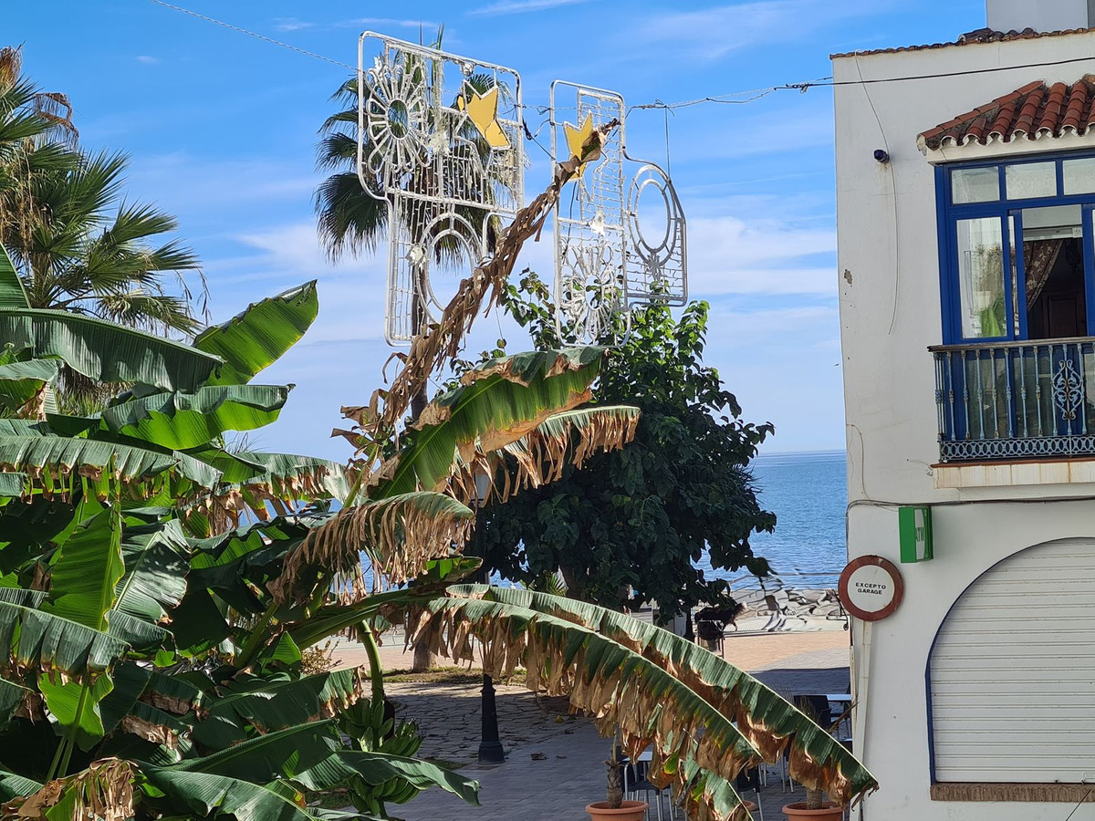 2 Bed, 1 Bath, ApartmentFor Sale, San Luis de Sabinillas, Malaga