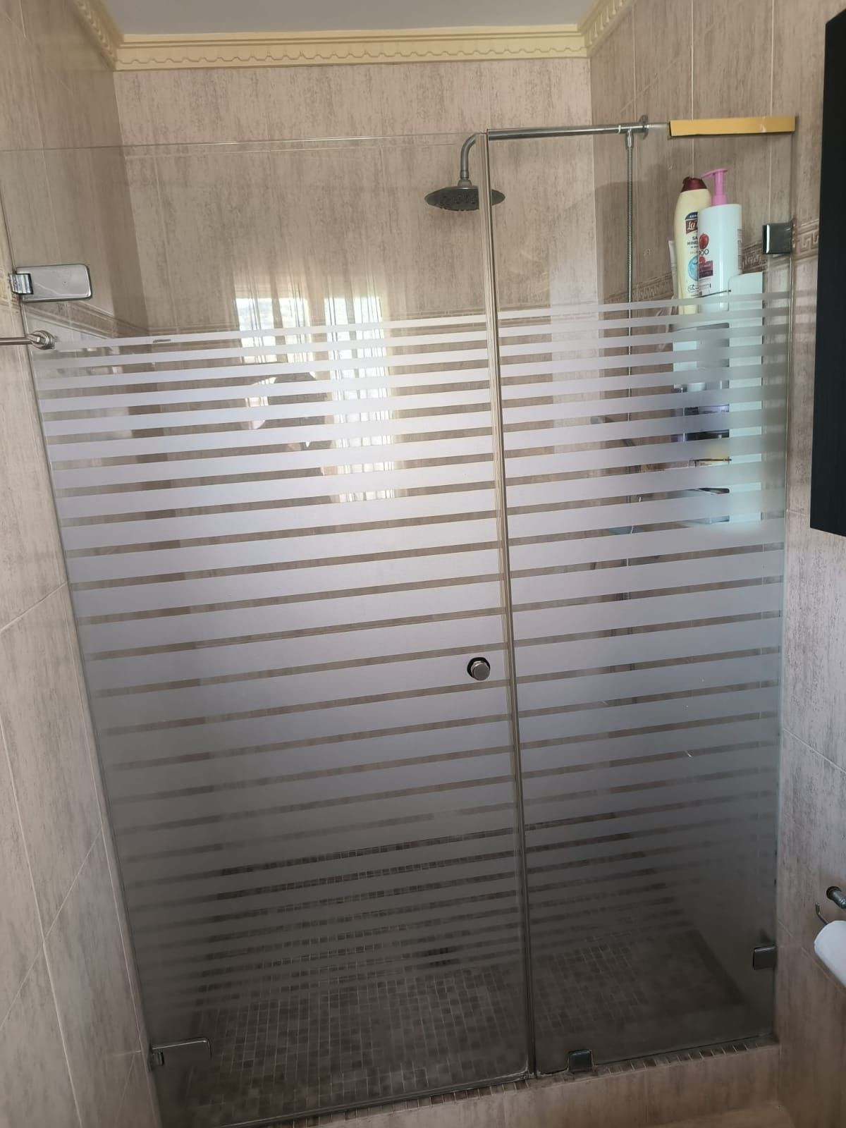 4 Bed, 2 Bath, ApartmentFor Sale, Estepona, Malaga