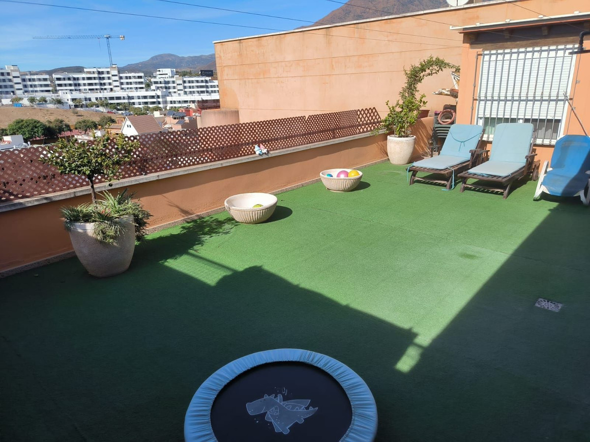 4 Bed, 2 Bath, ApartmentFor Sale, Estepona, Malaga