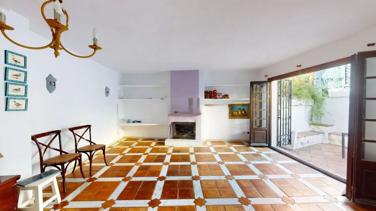 3 Bed, 4 Bath, HouseFor Sale, Guadalmina Baja, Malaga