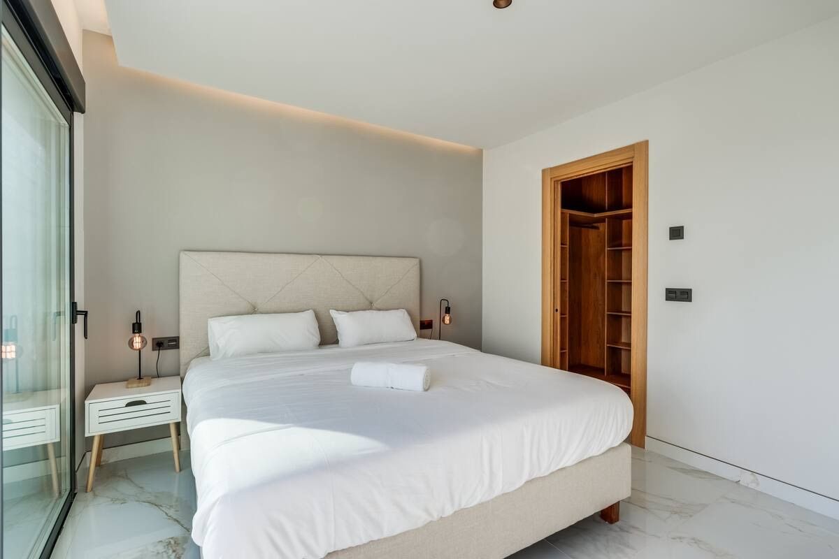 4 Bed, 3 Bath, HouseFor Sale, Torremolinos, Malaga, 29620