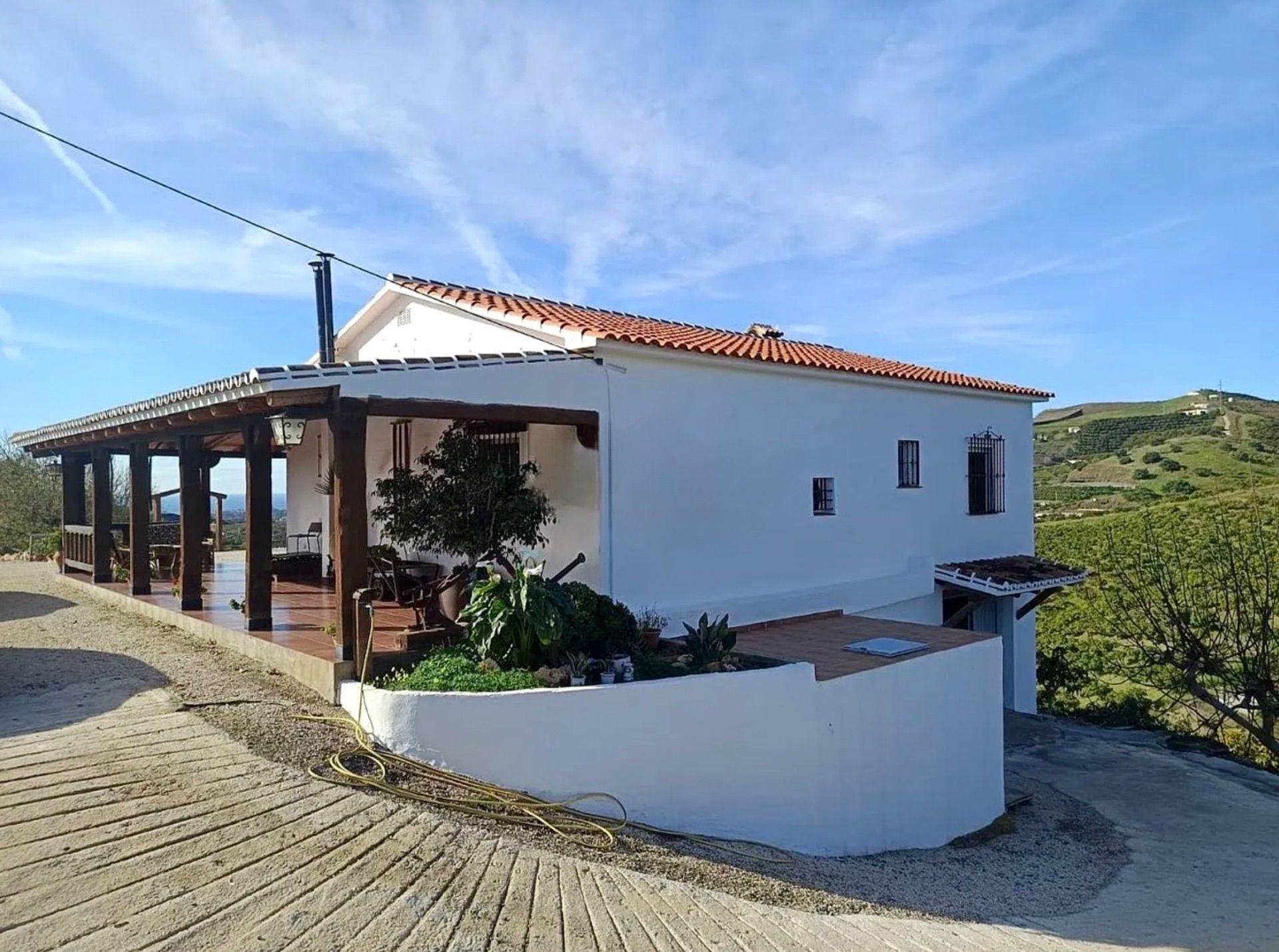 3 Bed, 1 Bath, HouseFor Sale, Almayate Bajo, Malaga, 29749
