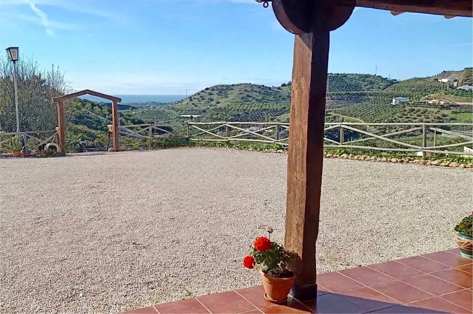 3 Bed, 1 Bath, HouseFor Sale, Almayate Bajo, Malaga, 29749