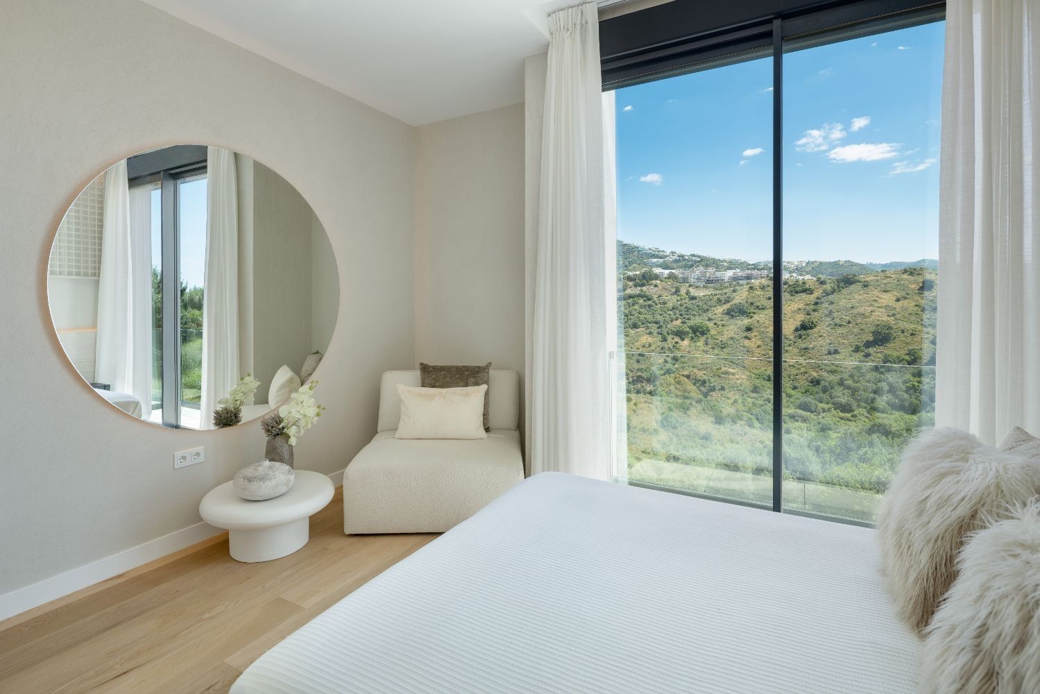 4 Bed, 5 Bath, HouseFor Sale, Marbella, Malaga, 29600