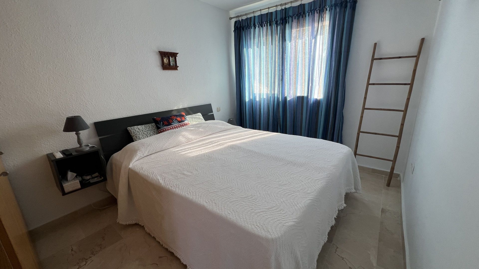 4 Bed, 2 Bath, HouseFor Sale, Alhaurin el Grande, Malaga, 29120