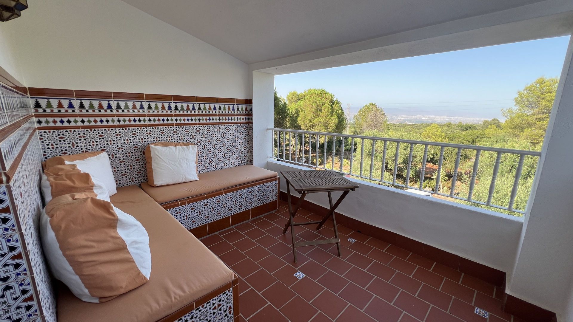 4 Bed, 2 Bath, HouseFor Sale, Alhaurin el Grande, Malaga, 29120