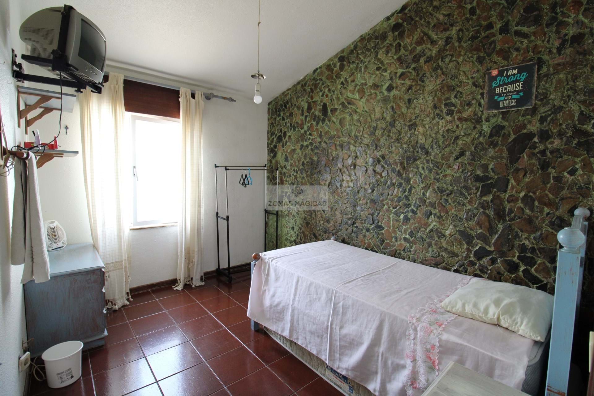 4 Bed, 2 Bath, HouseFor Sale, Lagos, Faro, 8600-306