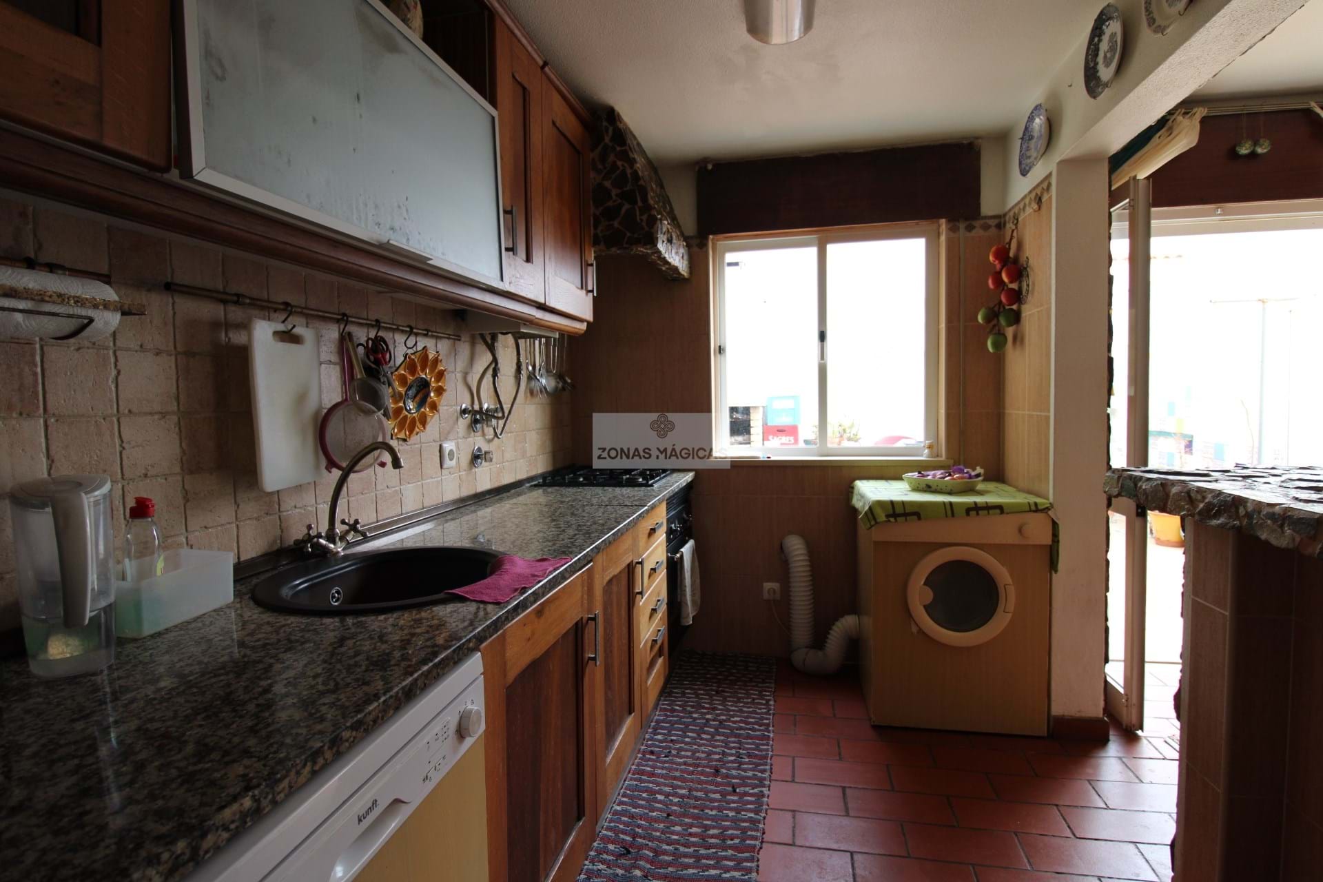 4 Bed, 2 Bath, HouseFor Sale, Lagos, Faro, 8600-306