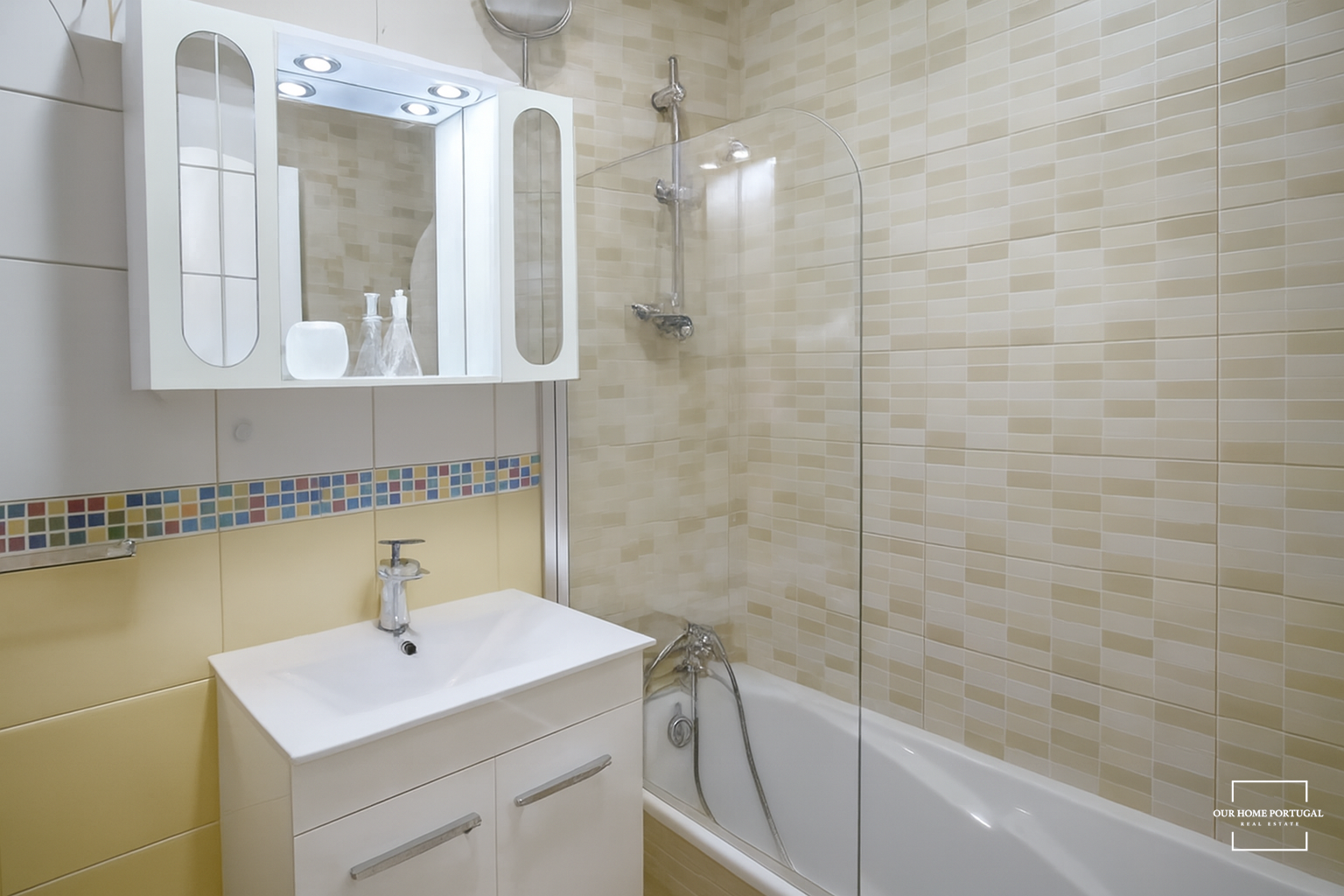 1 Bed, 1 Bath, ApartmentFor Sale, Loulé, Faro, 8135-148