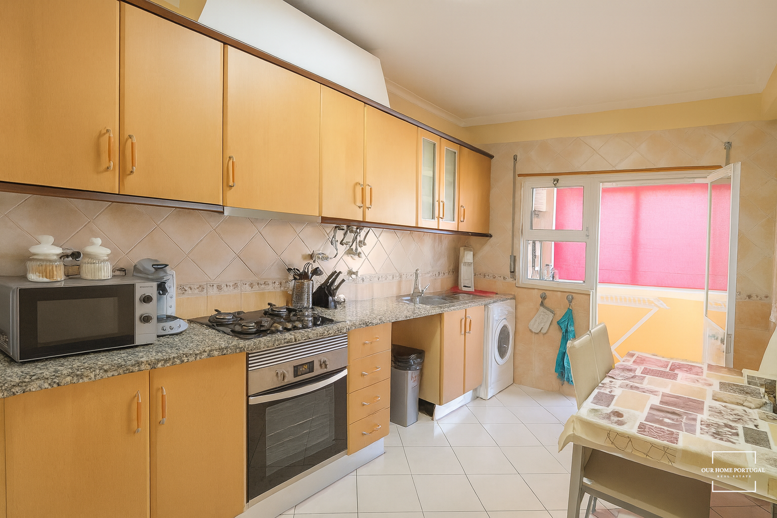 1 Bed, 1 Bath, ApartmentFor Sale, Loulé, Faro, 8135-148