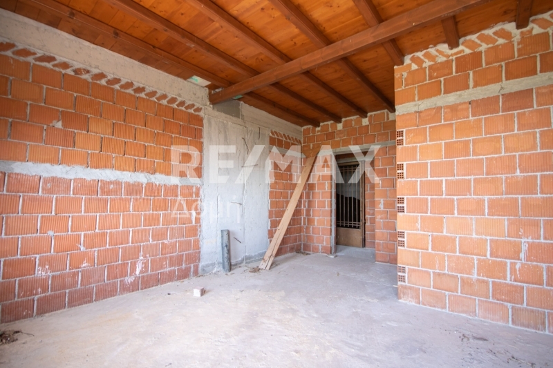 4 Bed, 4 Bath, ApartmentFor Sale, Agios Vlasios, Artemida, Magnesia