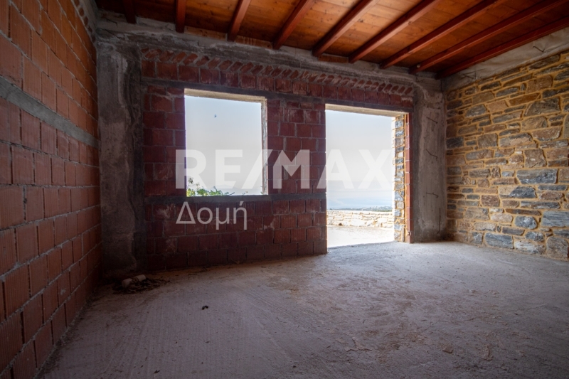 4 Bed, 4 Bath, ApartmentFor Sale, Agios Vlasios, Artemida, Magnesia