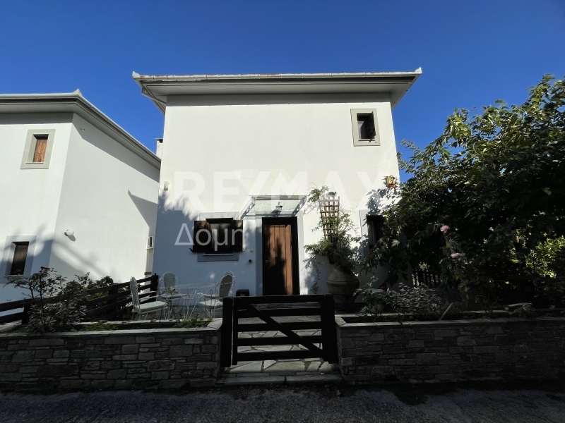 3 Bed, 2 Bath, ApartmentFor Sale, Agios ioannis, Mouresi, Magnesia