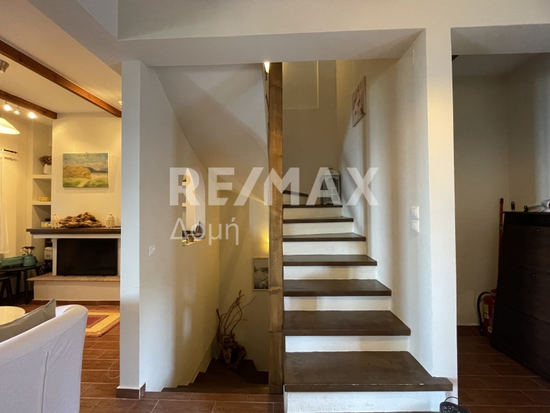 3 Bed, 2 Bath, ApartmentFor Sale, Agios ioannis, Mouresi, Magnesia