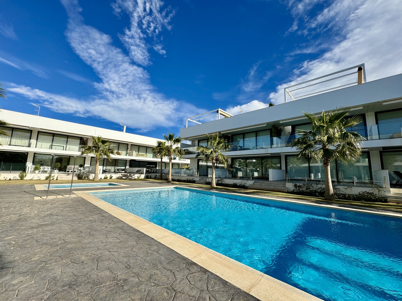 3 Bed, 2 Bath, ApartmentFor Sale, Mar De Cristal, Murcia