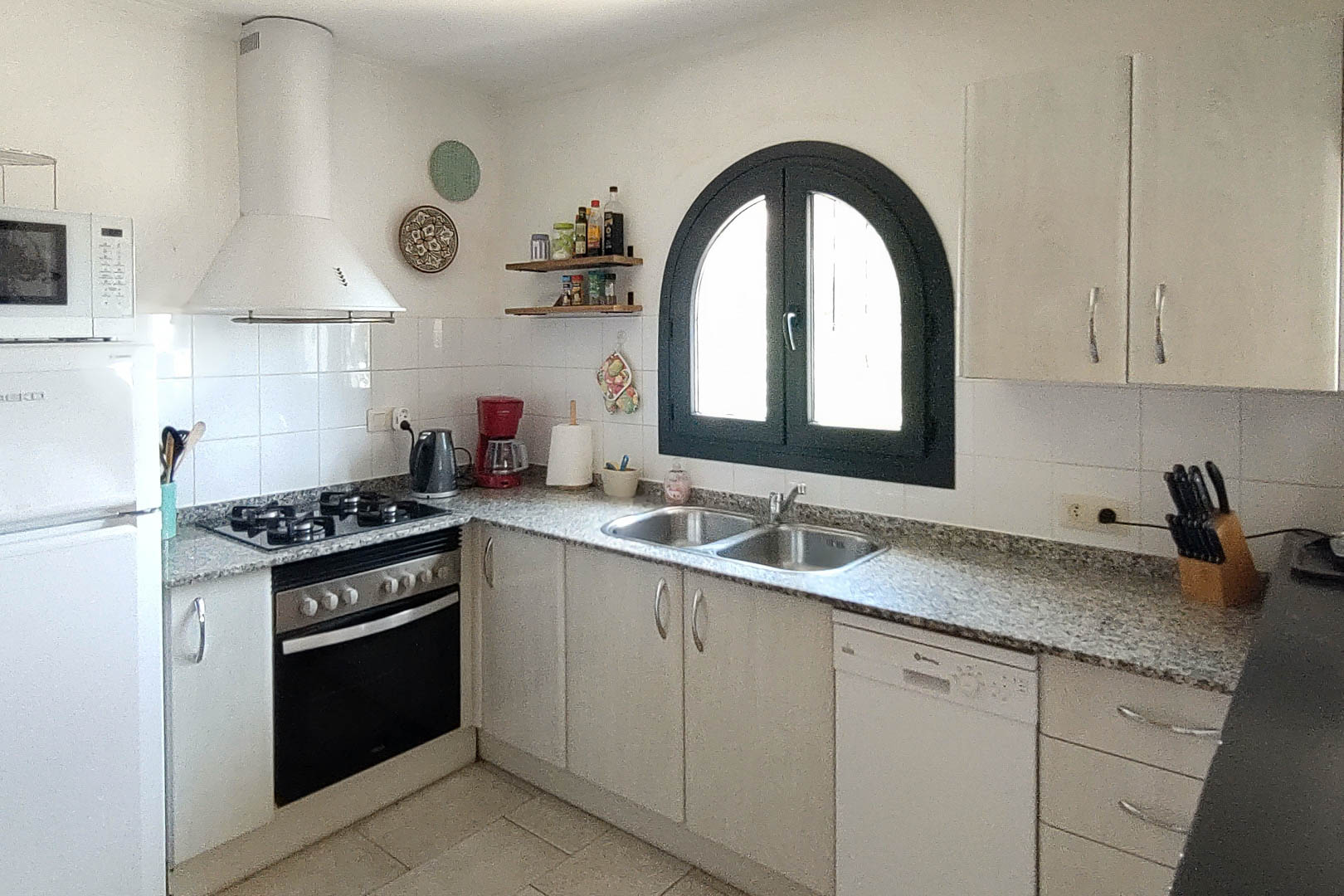4 Bed, 2 Bath, HouseFor Sale, Benissa, Alicante