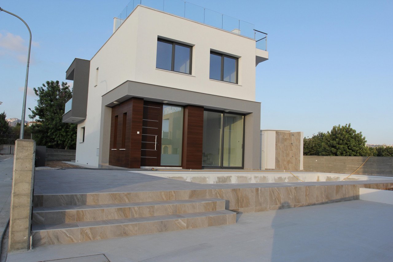 3 Bed, 2 Bath, HouseFor Sale, Mesogi, Paphos
