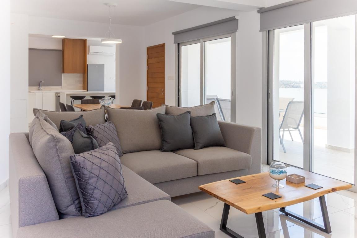 3 Bed, 3 Bath, HouseFor Sale, Kissonerga, Paphos