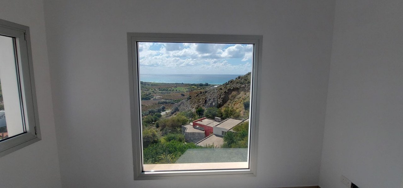 3 Bed, 3 Bath, HouseFor Sale, Kissonerga, Paphos