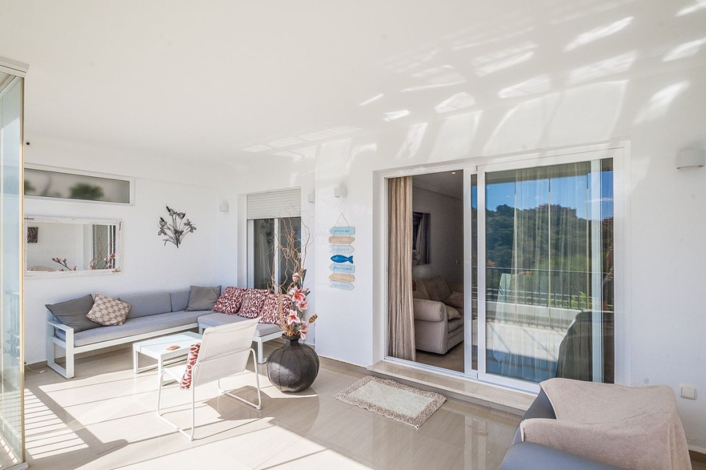 2 Bed, 2 Bath, ApartmentFor Sale, Elviria, Malaga