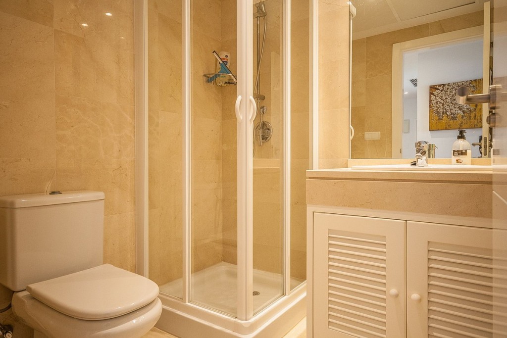 2 Bed, 2 Bath, ApartmentFor Sale, Elviria, Malaga