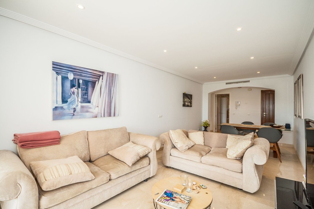 2 Bed, 2 Bath, ApartmentFor Sale, Elviria, Malaga