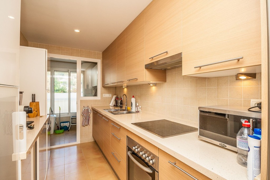 2 Bed, 2 Bath, ApartmentFor Sale, Elviria, Malaga