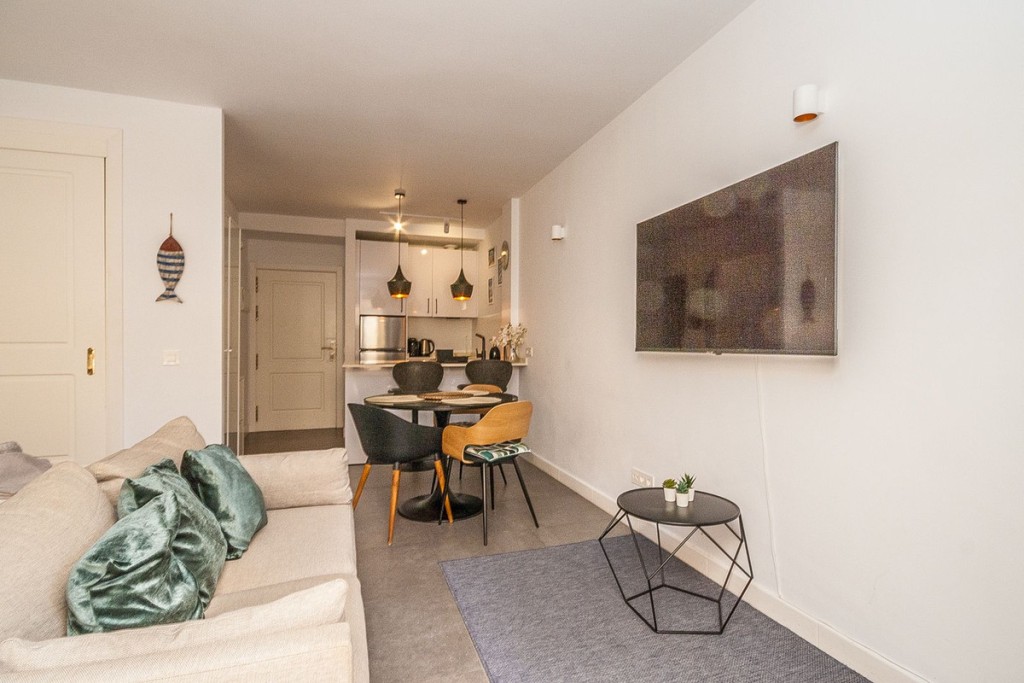 1 Bath, ApartmentFor Sale, Elviria, Malaga