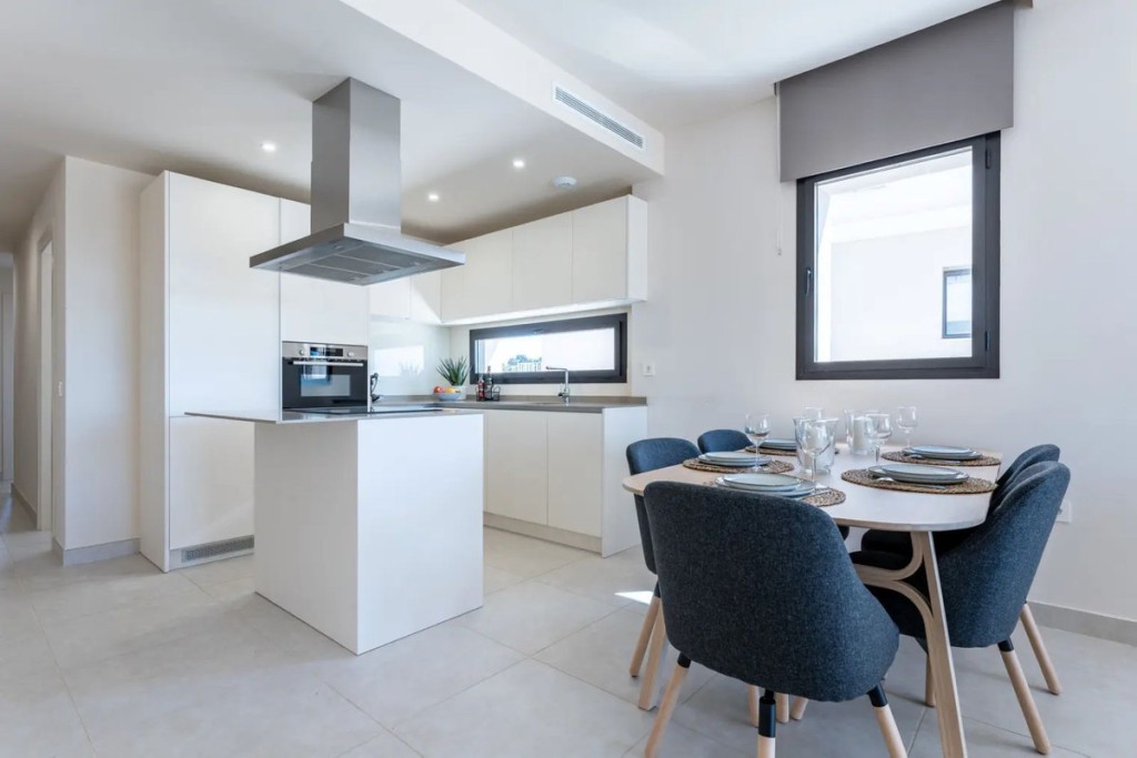 3 Bed, 3 Bath, ApartmentFor Sale, La Cala de Mijas, Malaga