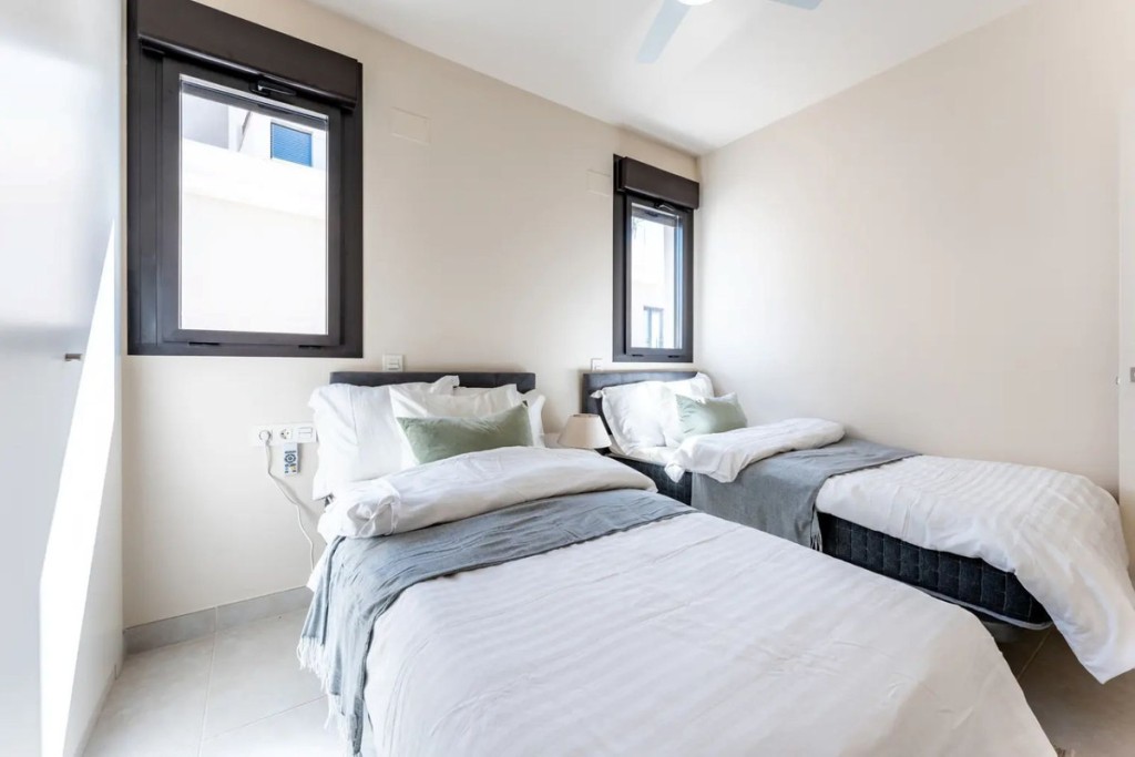 3 Bed, 3 Bath, ApartmentFor Sale, La Cala de Mijas, Malaga