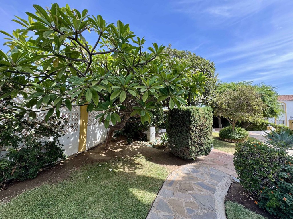 2 Bed, 1 Bath, ApartmentFor Sale, Riviera, Malaga