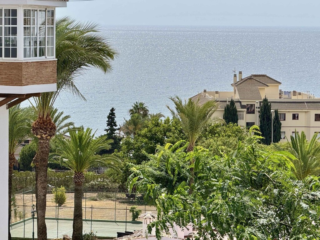2 Bed, 1 Bath, ApartmentFor Sale, Riviera, Malaga