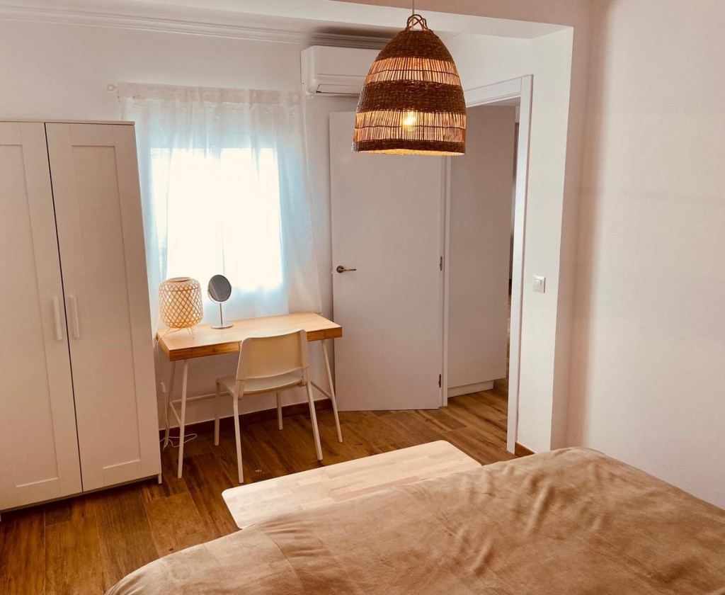 3 Bed, 2 Bath, ApartmentFor Sale, Fuengirola, Malaga