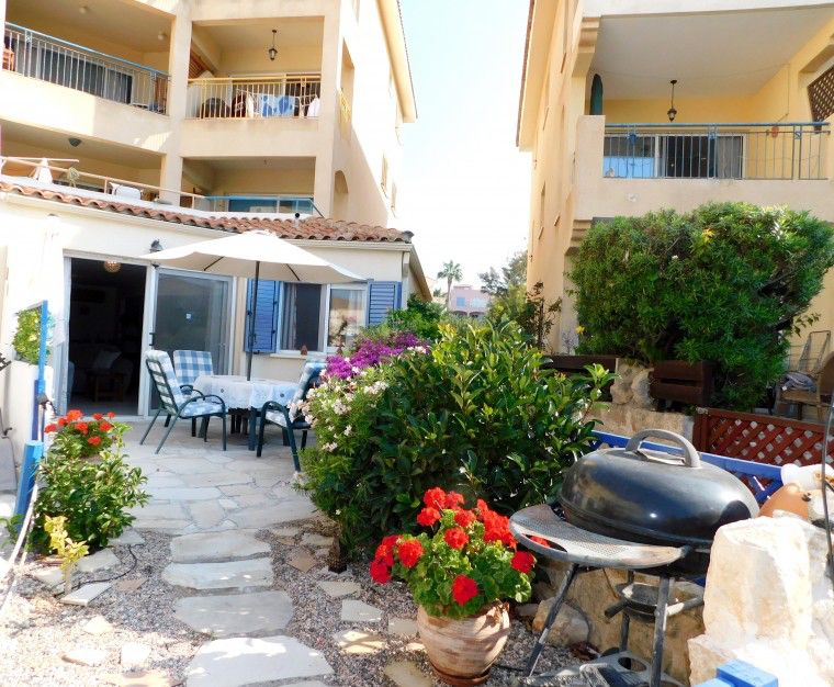 2 Bed, 1 Bath, ApartmentFor Sale, Paphos, Paphos