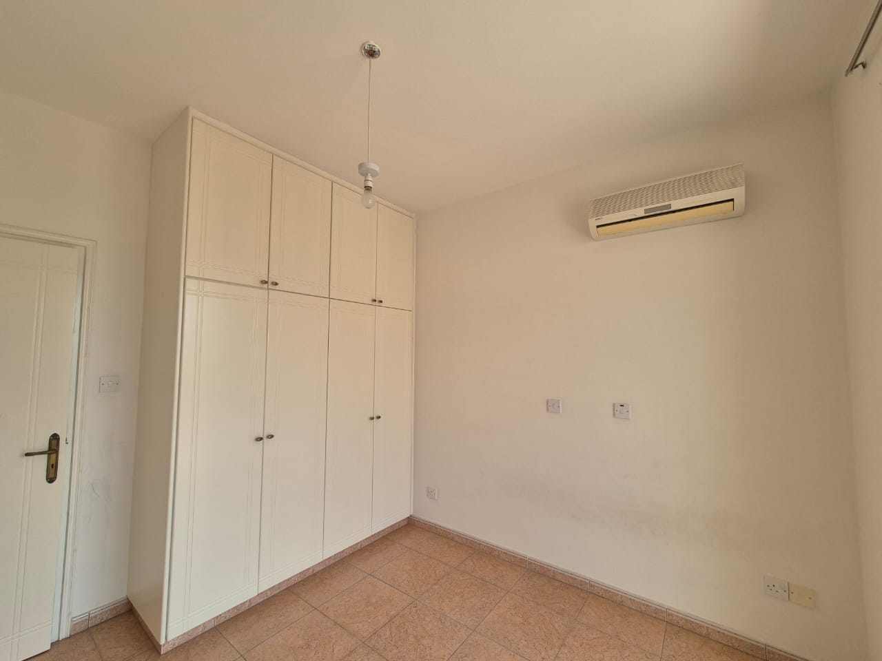 2 Bed, 1 Bath, ApartmentFor Sale, Paphos, Paphos